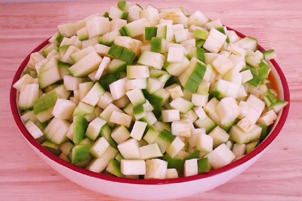 Kaviar från zucchini - recept med majonnäs, peppar, genom köttkvarn, i en multivariat
