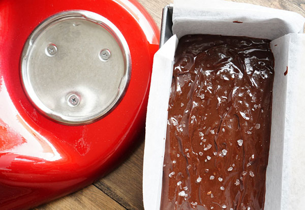 Utsökt nöje: ett recept av choklad efterrätt med salt