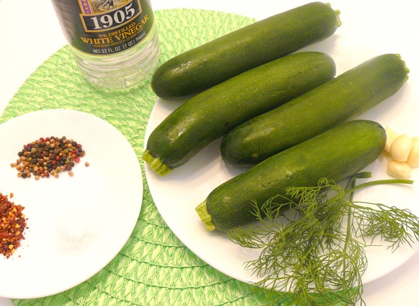 Kryddig courgetter på koreanska - det mest utsökta receptet på vintern