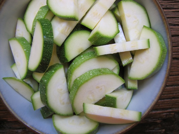 Kryddig courgetter på koreanska - det mest utsökta receptet på vintern