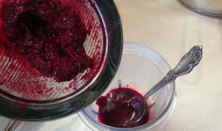 Hur man gör en grädde för Cappeycakes: Recept för smör, choklad och proteinkräm