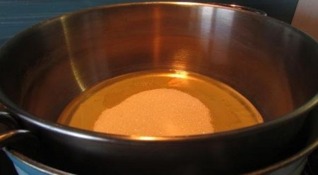 Hur man gör en grädde för Cappeycakes: Recept för smör, choklad och proteinkräm