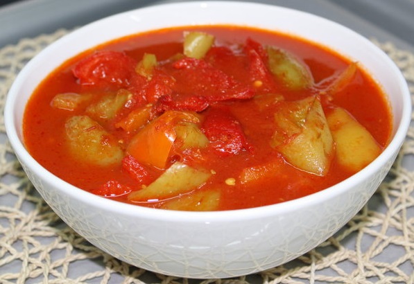 Hur man gör lecho av tomat och peppar Hur man gör lecho av tomat och peppar
