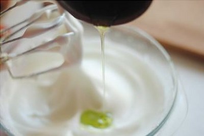 Hur man lagar meringue, ett gott recept med ett foto