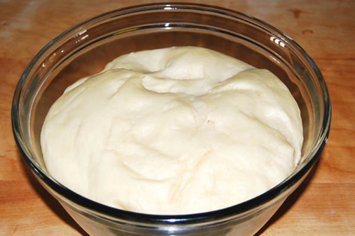 Hur man bager pajer med potatis i ugnen - steg för steg fotrecept Foto av ett recept av pajer med potatis