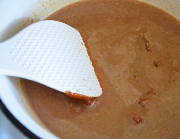 Gör karamell hemma