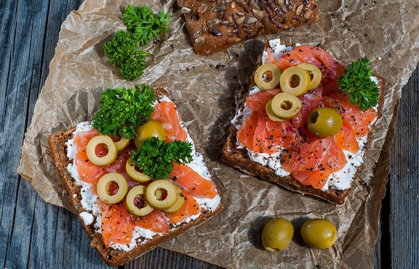 Hur man väljer lax i saltlake: recept