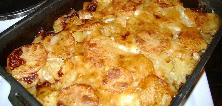 Potatis med kött i ugnen: hur man lagar läckra?