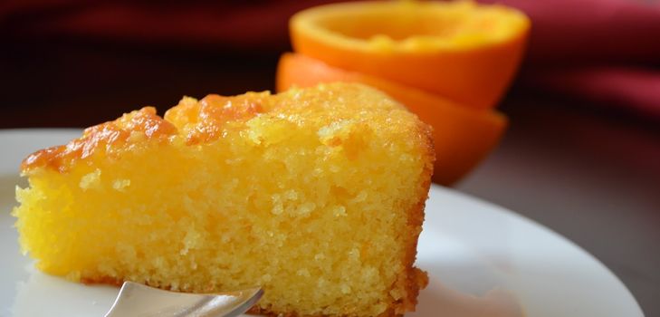 Receptet på en utsökt och ovanlig muffin i en multivark - steg för steg med fotot