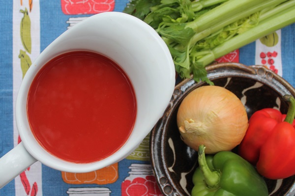 Ketchup av egna händer från tomater: Steg-för-steg recept för skörd för vintern