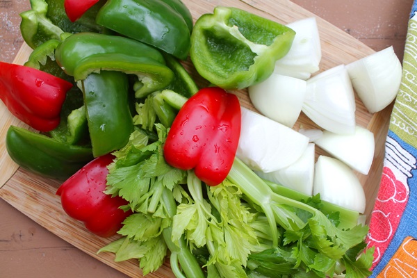 Ketchup av egna händer från tomater: Steg-för-steg recept för skörd för vintern