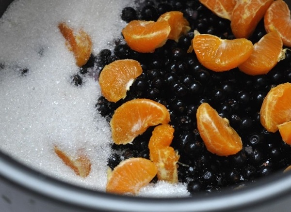 Komposit från chokeberry ashberry