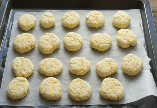 Lätt recept: hemlagad citronkaka