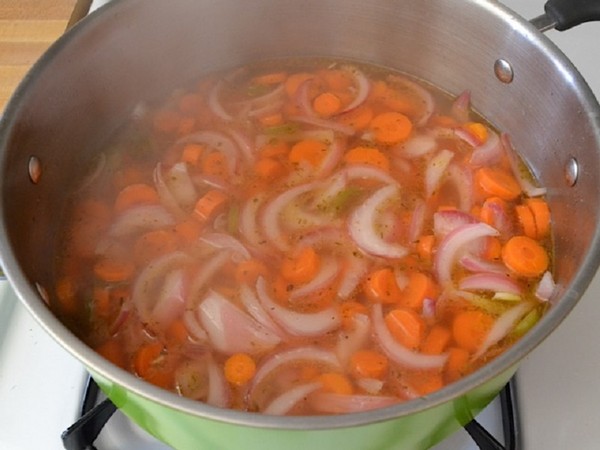 Morötter för vintern i burkar - på koreanska, lecho, sallad, dressing - mycket välsmakande recept med lök, rödbetor, peppar. Hur man behåller morötter för vintern hemma