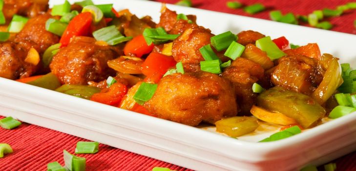 Kött med sötsurssås, enkelt och gott recept på fest den 23 februari