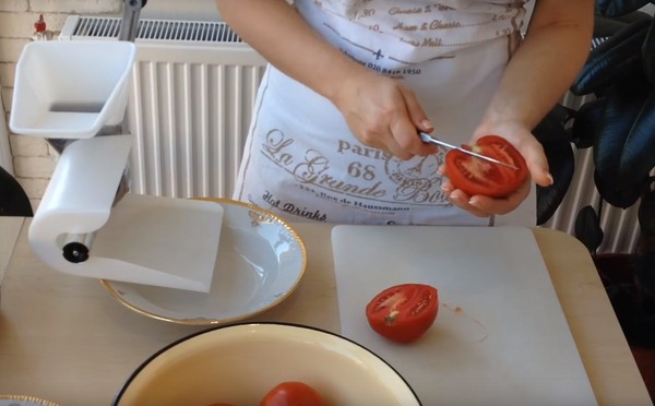 Tomater i sin egen juice för vintern, recept med foton