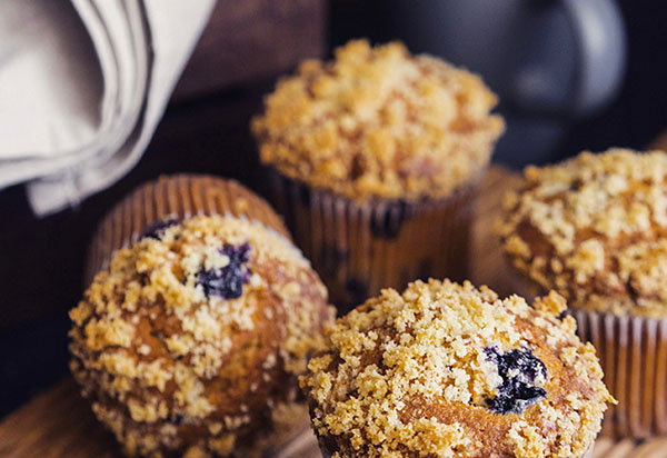 Ett enkelt recept: mjuka muffins för dem som är kär i efterrätter