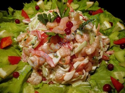 Räkor och bläckfisk sallad