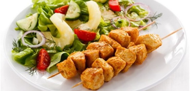 shish kebab med grönsaker