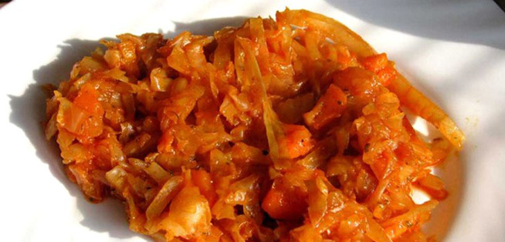 Stewed kål med svamp