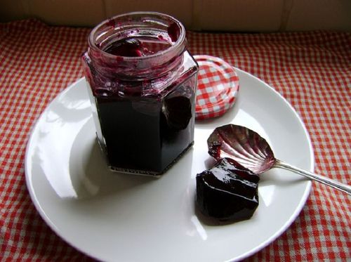 Jam från kaprifol för vintern, recept. Billets från kaprifol för vintern