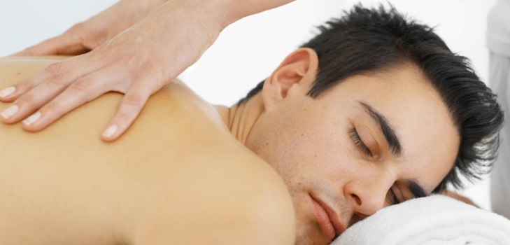 Massage för vuxna: behandling av bronkit