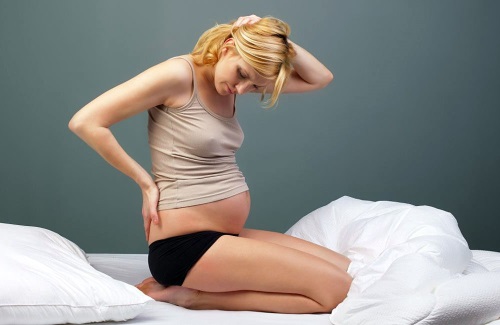 Övningar för gravida kvinnor: 3 trimester