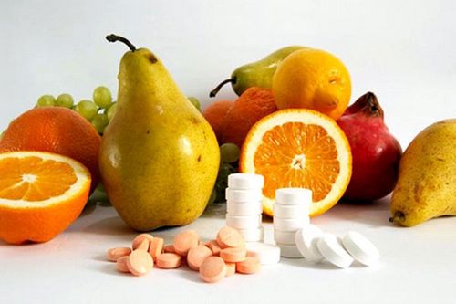 Vitaminer för ögonen: i droppar och tabletter